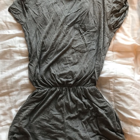 grey romper - Picture 1 of 4